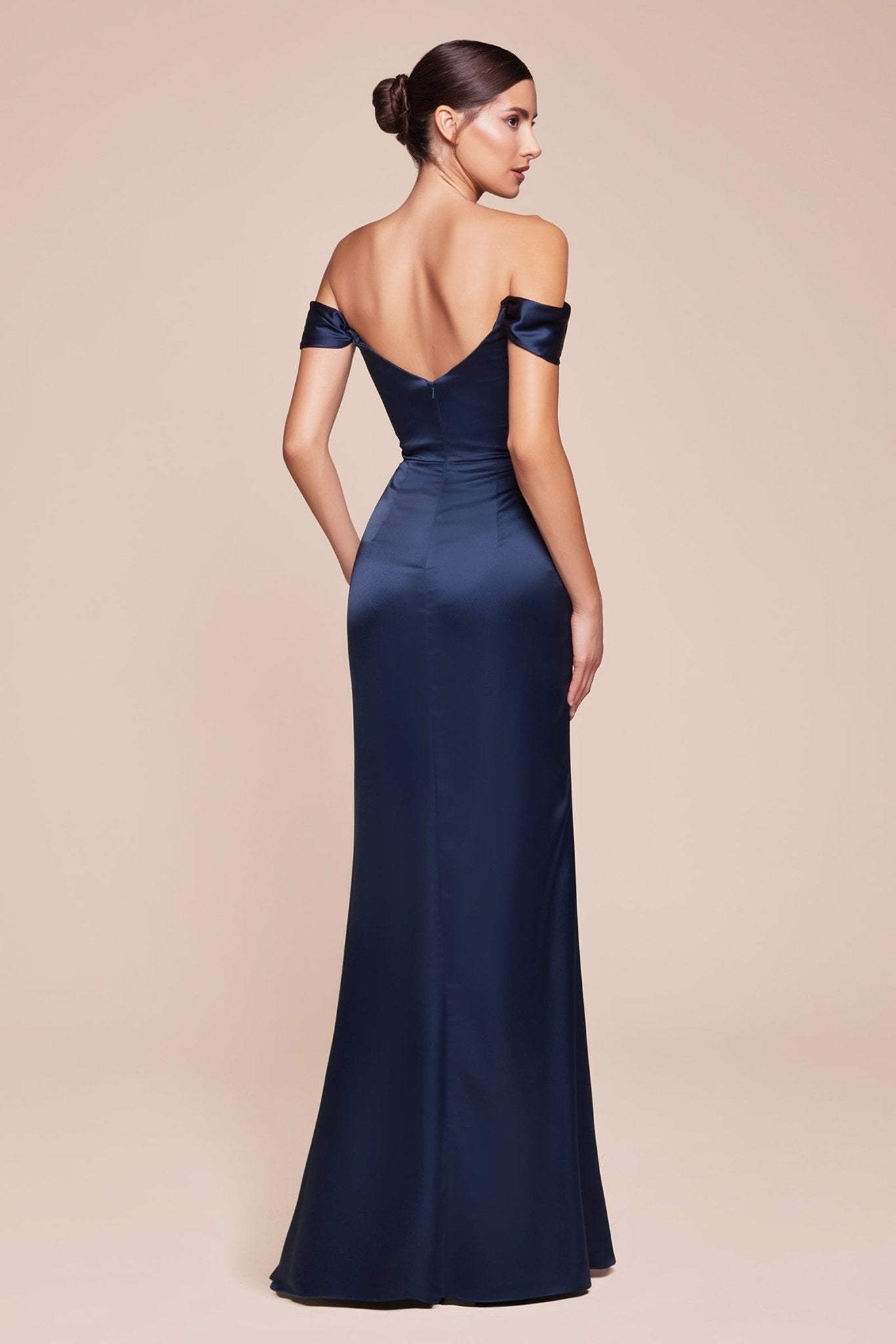 Vestido Sirena con Tirantes Removibles — Mons Boutique Concepción