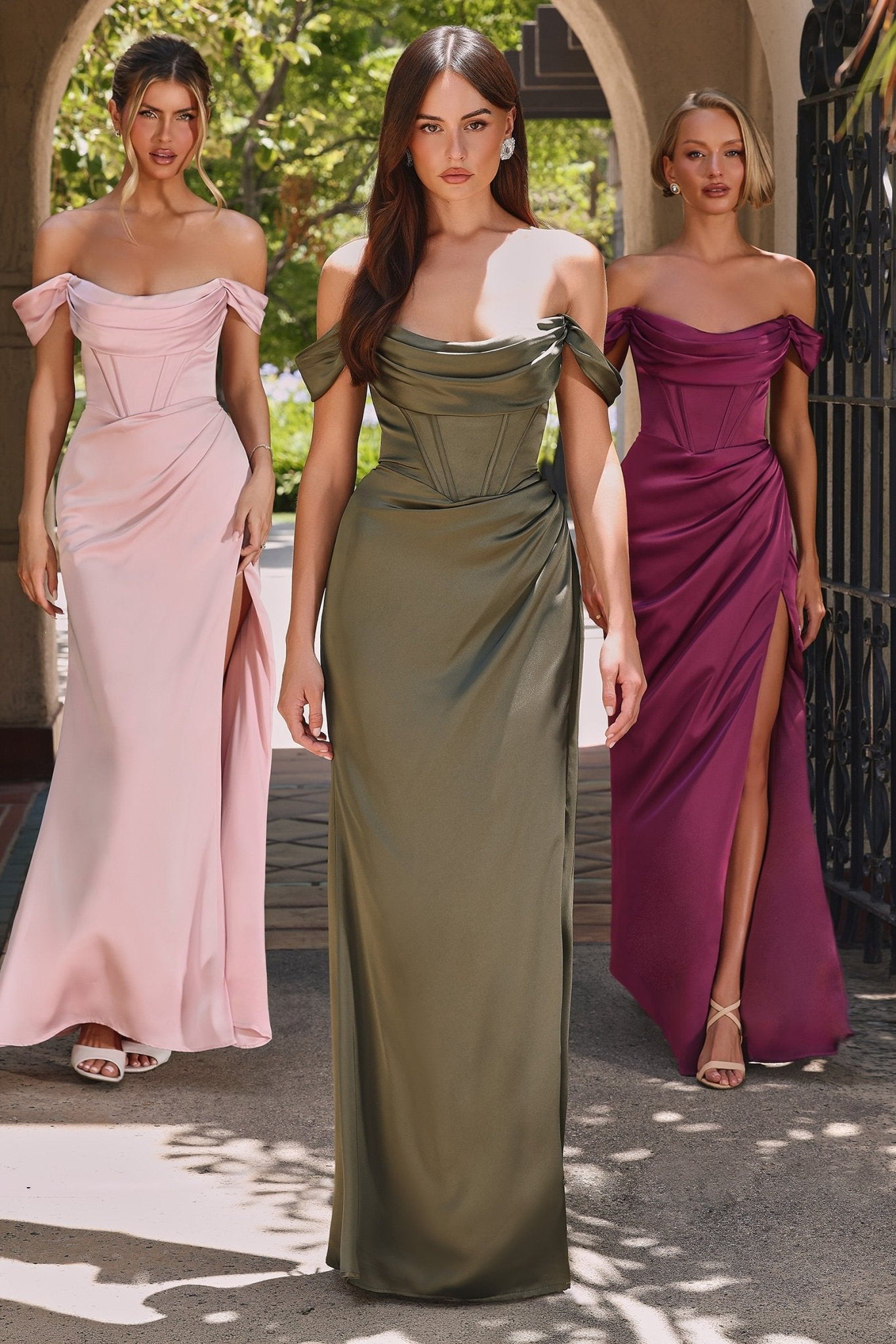 Vestido Sirena con Tirantes Removibles — Mons Boutique Concepción