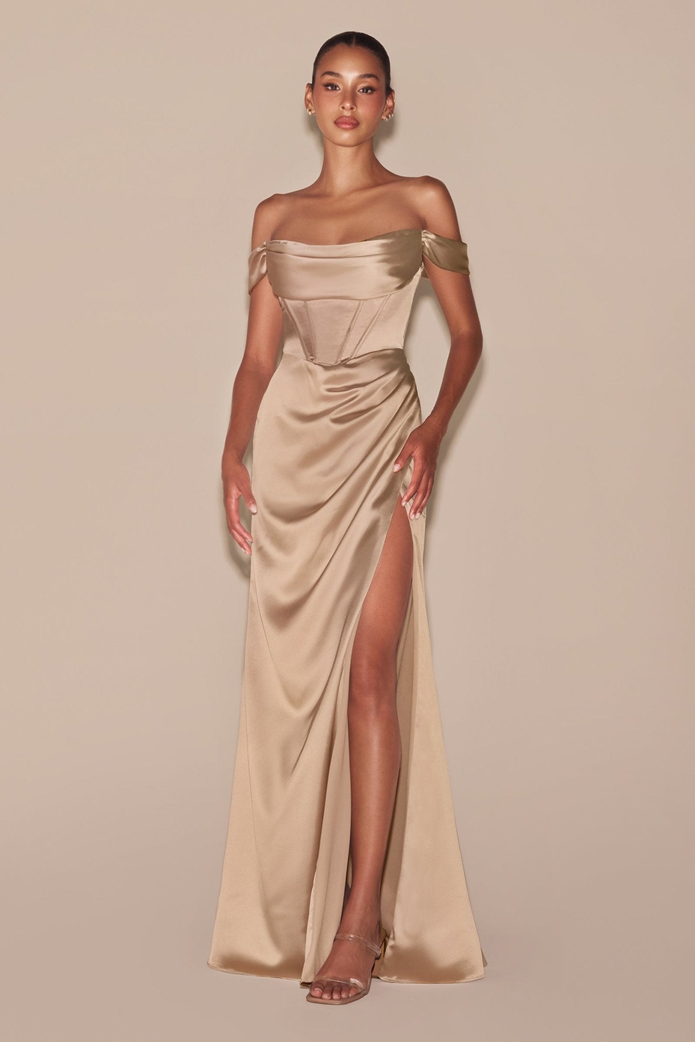 Vestido Sirena Curve con Abertura — Mons Boutique Concepción
