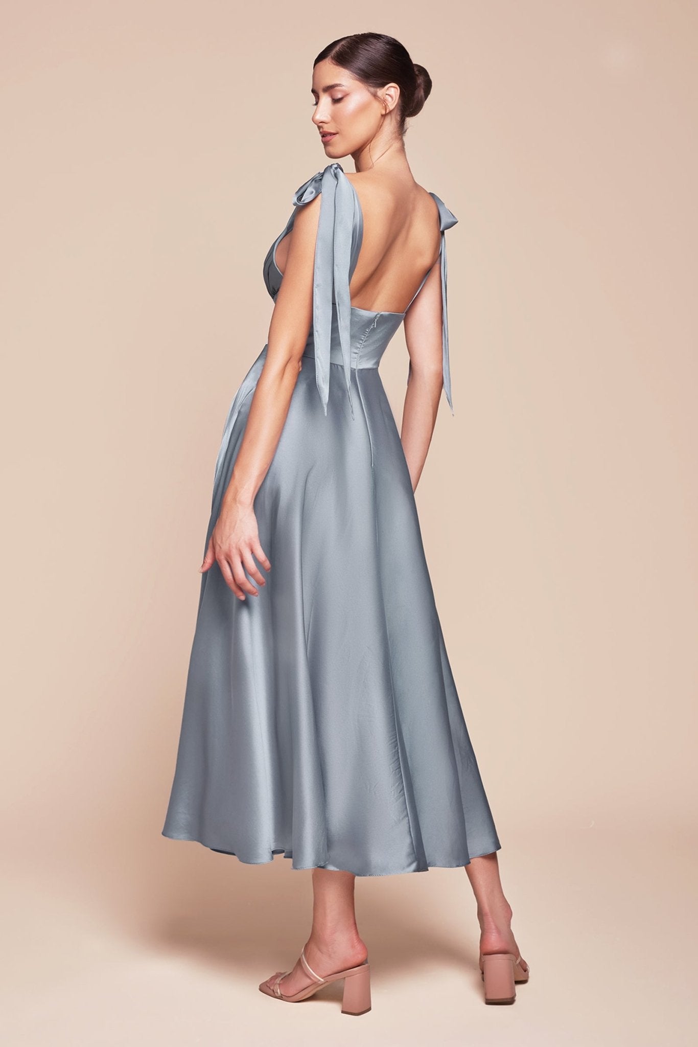 Vestido Midi Línea A con Tiras — Mons Boutique Concepción