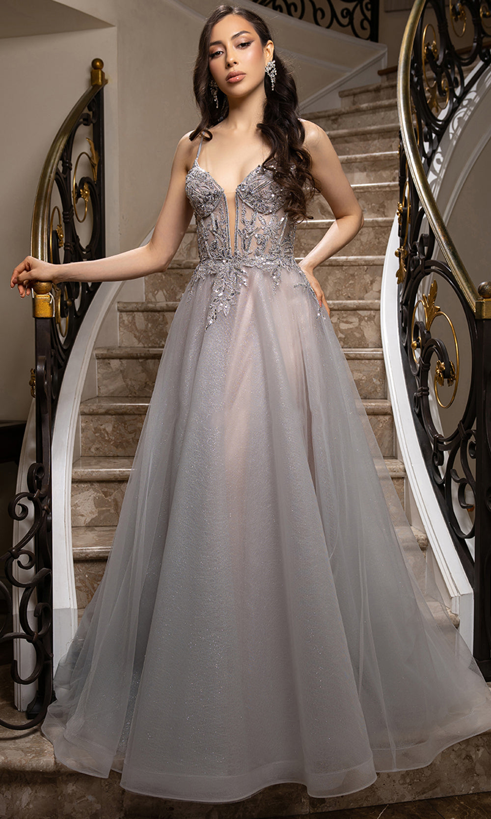 Vestido Línea A Azul Escote en V en Nude — Mons Boutique Concepción