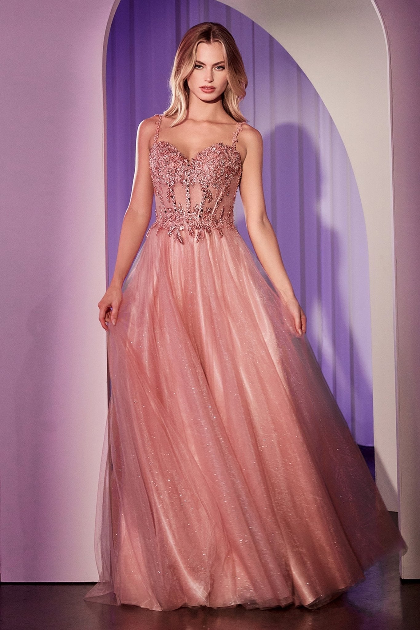 Vestido Línea A Tul Glitter con Encaje — Mons Boutique Concepción